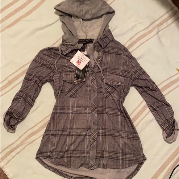 Polly & Esther Tops - Polly & Esther NWT button down